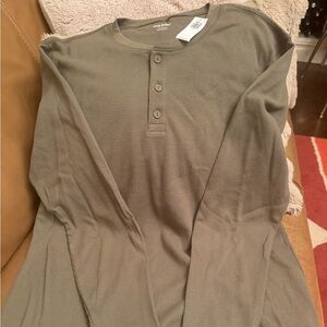 NWT Old Navy Men’s Built-in Flex Long Sleeve Shirt Size L
